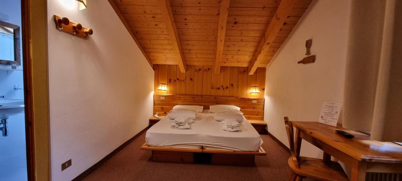 Villa Ruggero Wine Hotel Campitello di Fassa Esterno foto