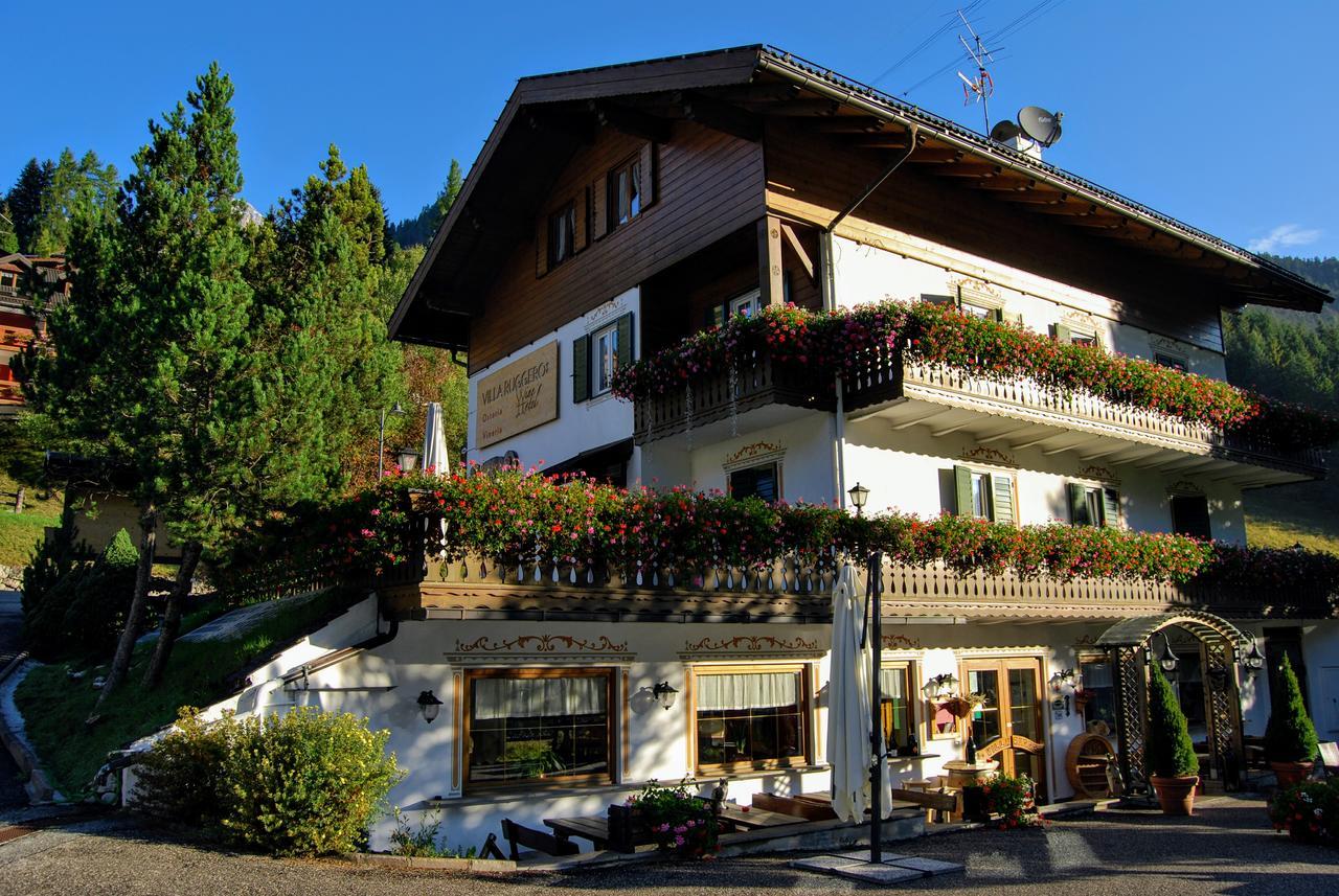 Villa Ruggero Wine Hotel Campitello di Fassa Esterno foto