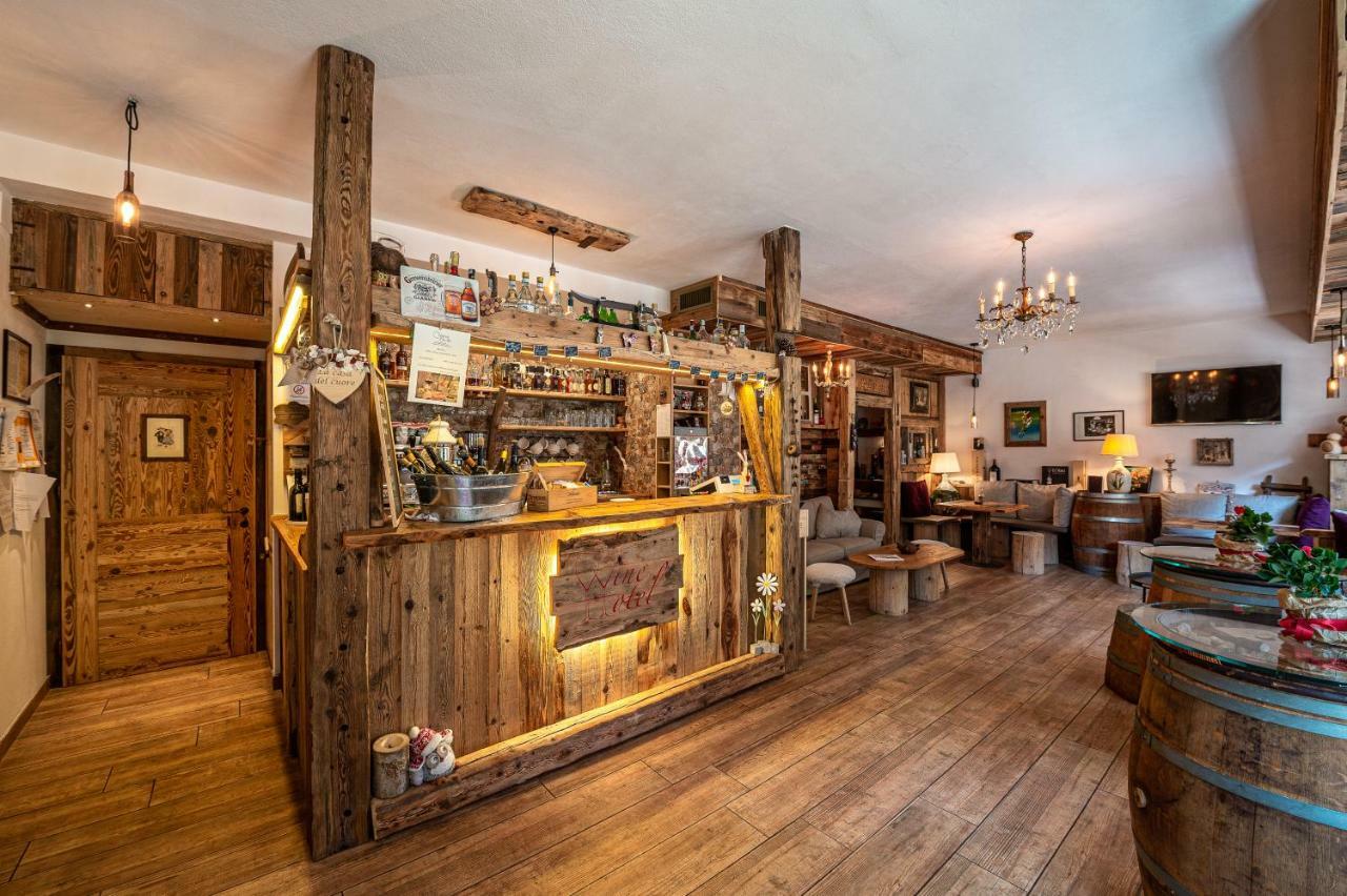 Villa Ruggero Wine Hotel Campitello di Fassa Esterno foto