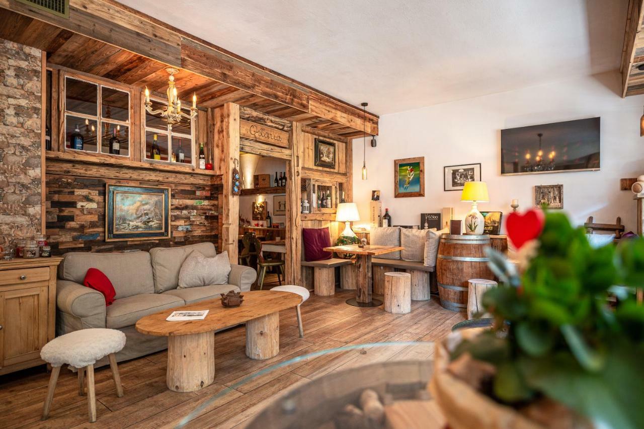 Villa Ruggero Wine Hotel Campitello di Fassa Esterno foto