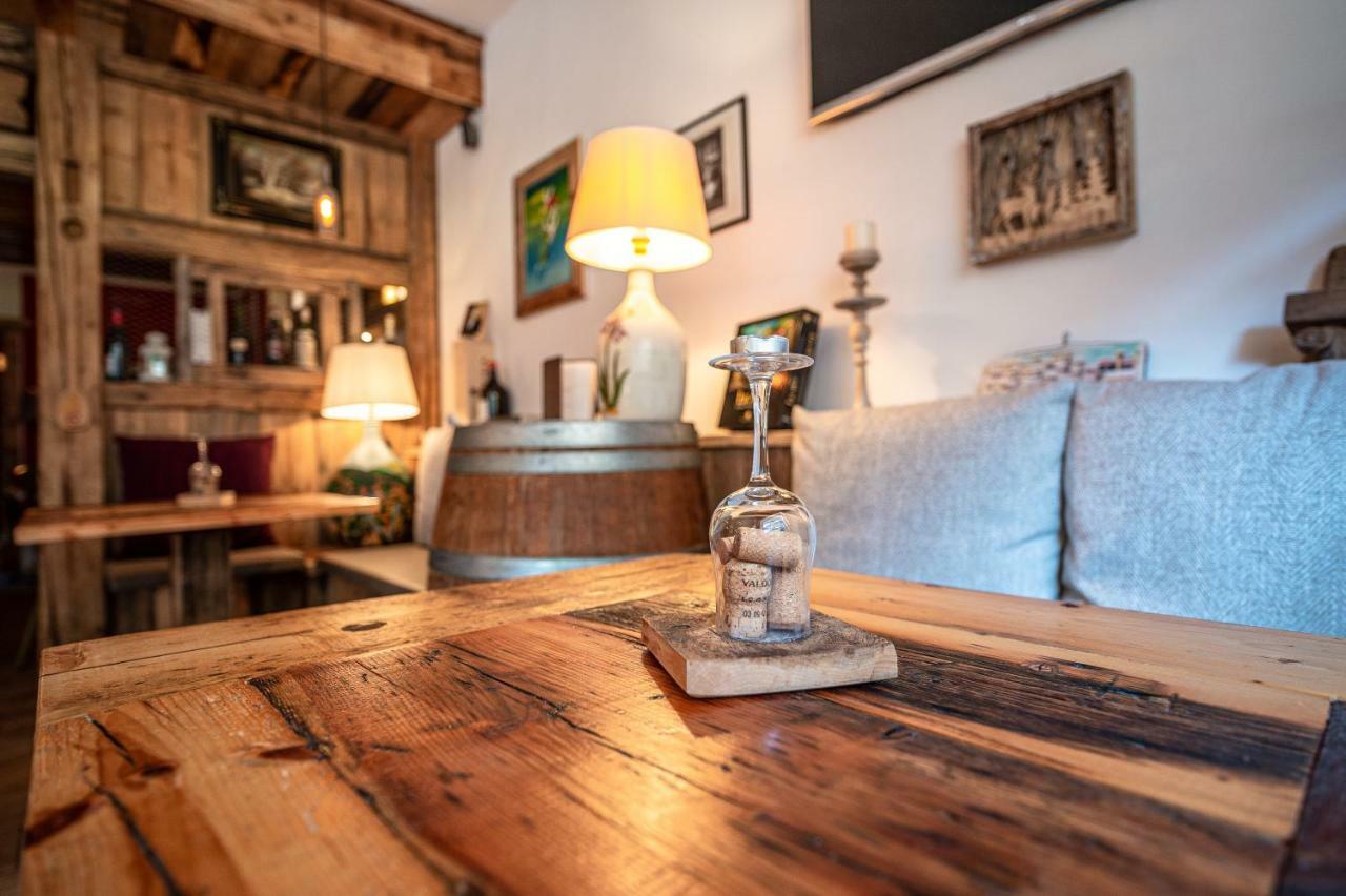 Villa Ruggero Wine Hotel Campitello di Fassa Esterno foto