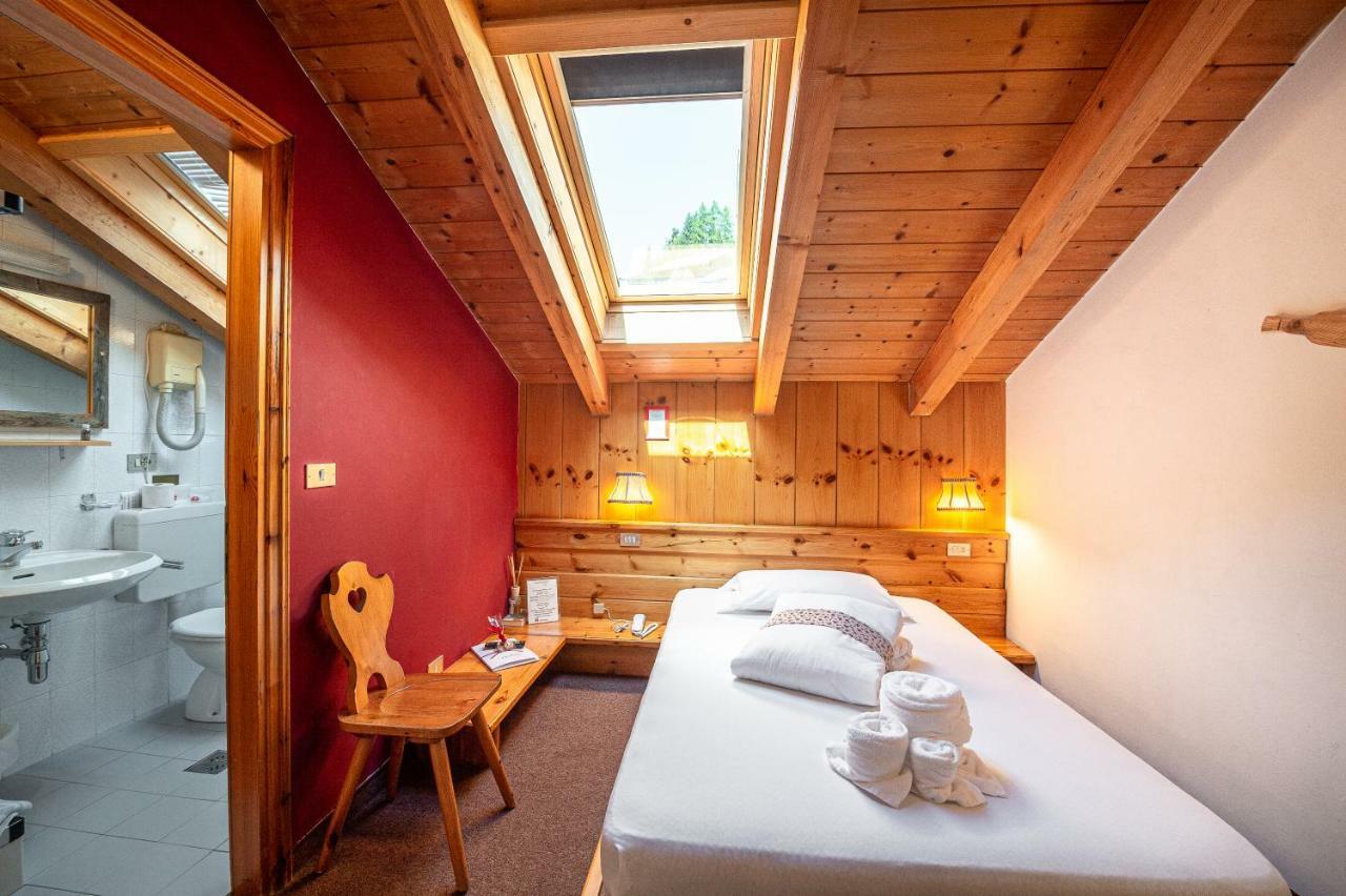 Villa Ruggero Wine Hotel Campitello di Fassa Esterno foto