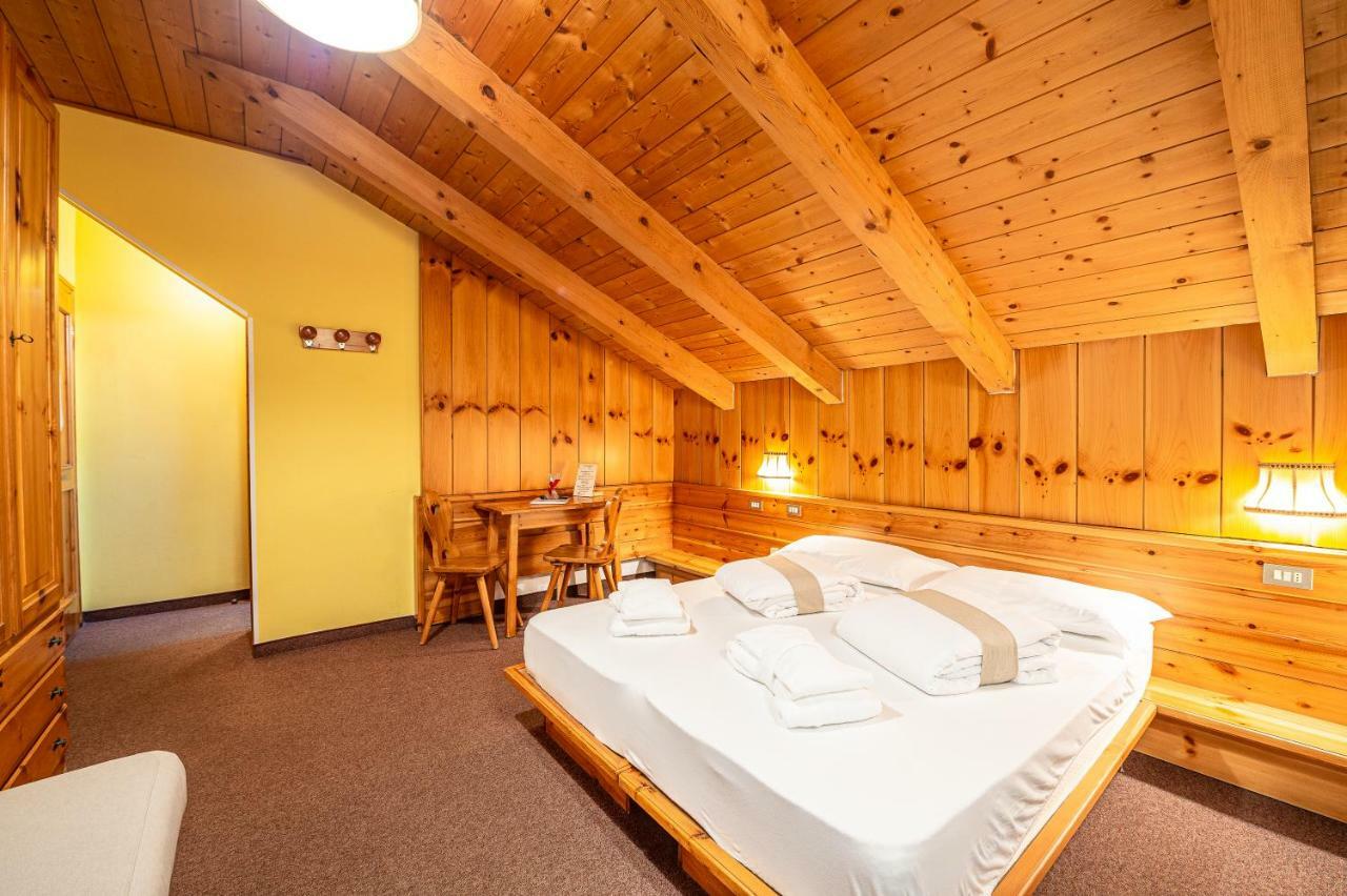 Villa Ruggero Wine Hotel Campitello di Fassa Esterno foto