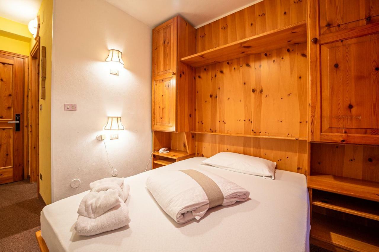 Villa Ruggero Wine Hotel Campitello di Fassa Esterno foto